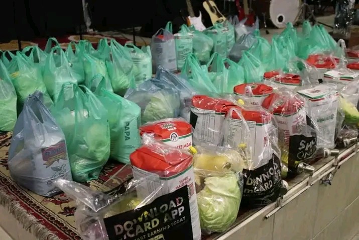 Food support for elderly and disadvantaged people in Johannesburg, South Africa
